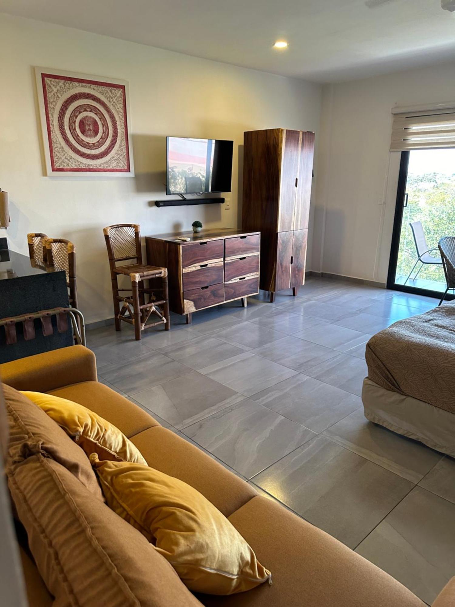 Amplio Estudio Rodeado De Naturaleza Apartamento